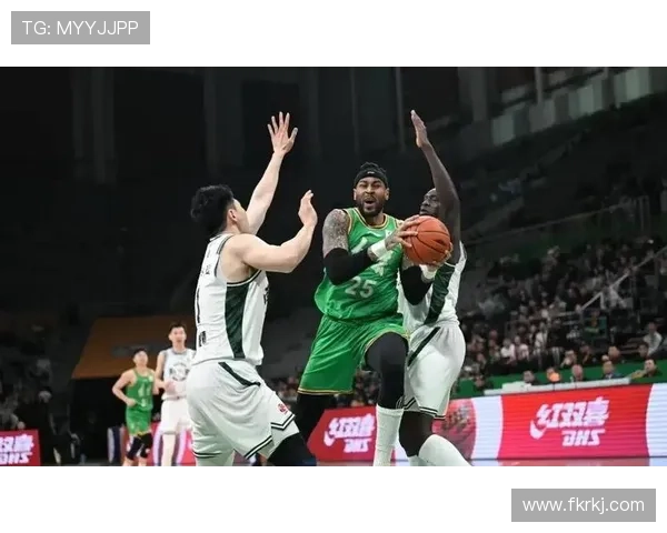 同曦三节领先18分终遭逆转 球迷心碎